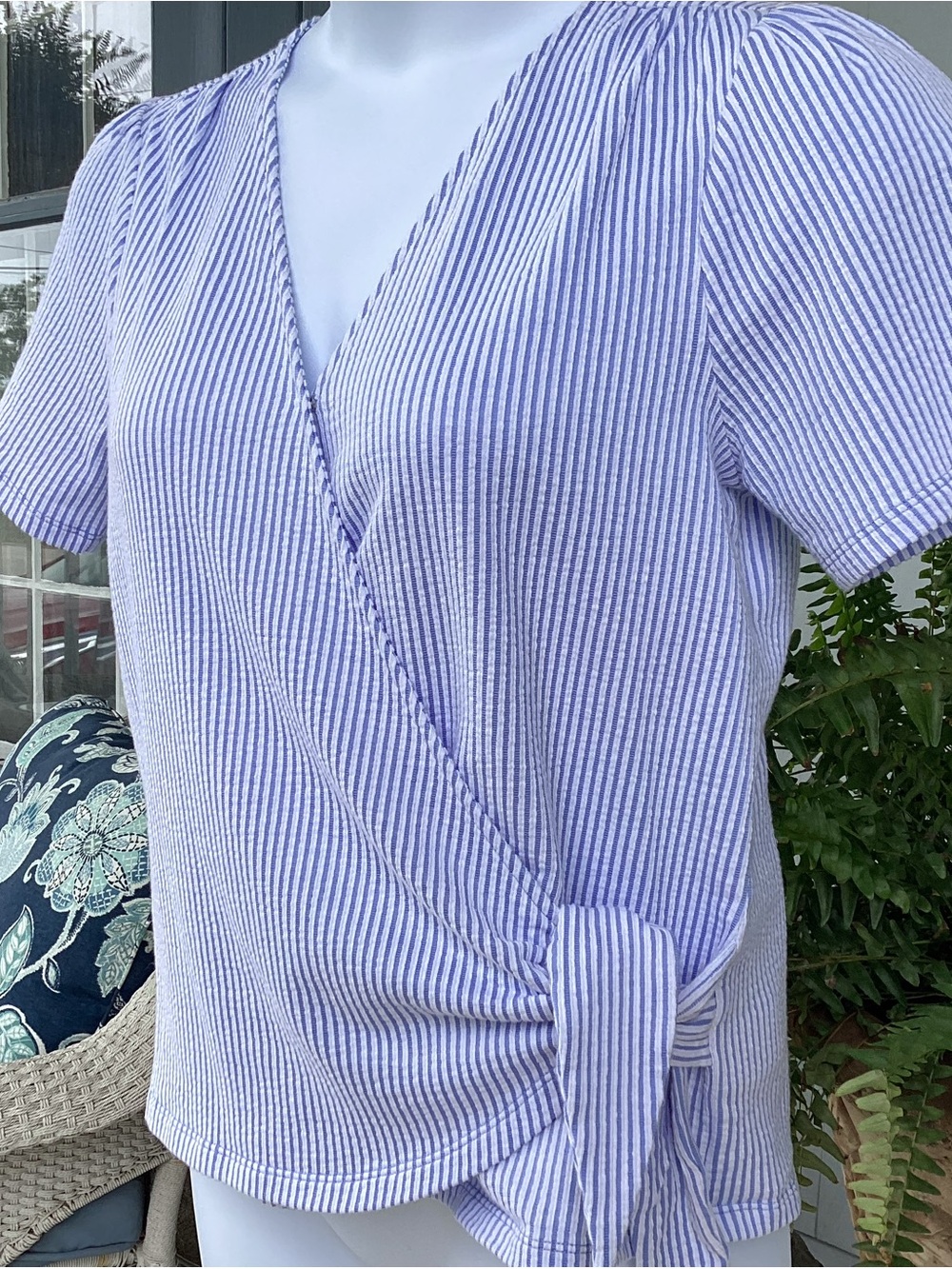 Michael Kors Light Blue & White Striped Wrap Tie Top NWOT M - Picture 2 of 9